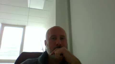 Snapshot of caldoski chatting on May 2026 11:04:02 AM caldoski online show from May 2026 11:04:02 AM