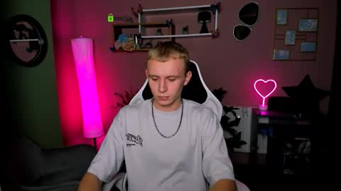 aleb online show from November 2025 08:13:02 PM