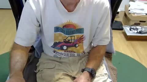 Snapshot of califun4u chatting on November 2025 04:49:01 AM califun4u online show from November 2025 04:49:01 AM