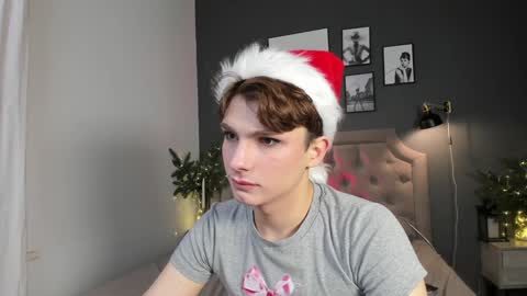 Call me Leo online show from December 2024 12:34:02 AM
