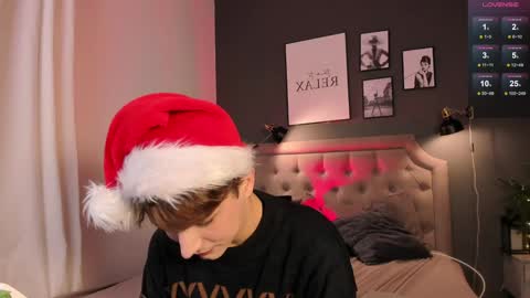 Call me Leo online show from December 2024 05:50:02 PM