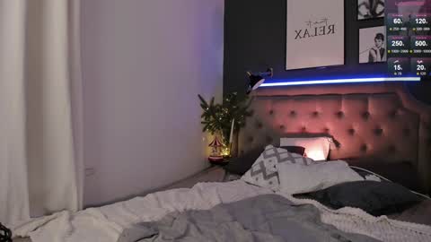 Call me Leo online show from December 2024 11:19:02 AM