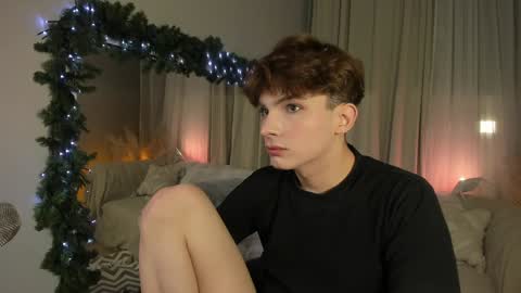 Call me Leo online show from January 2025 09:54:02 AM