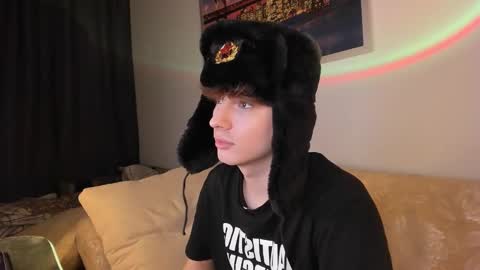 Call me Leo online show from January 2025 01:42:01 AM