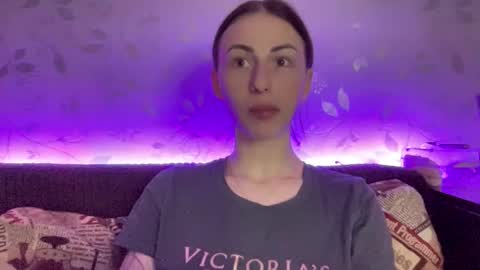 Anna online show from March 2025 07:49:02 PM