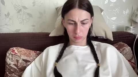 Anna online show from April 2026 07:42:01 AM