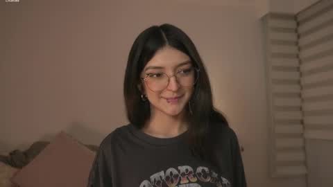   online show from April 2026 01:39:01 AM