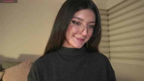 Snapshot of call_me_rosie chatting on May 2026 01:13:01 AM online show from May 2026 01:13:01 AM