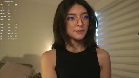 Snapshot of call_me_rosie chatting on July 2026 10:01:02 PM online show from July 2026 10:01:02 PM