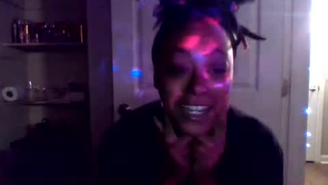 little miss pretty  online show from December 2024 04:46:01 AM