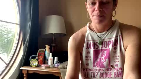 Calli online show from February 2026 07:07:01 PM