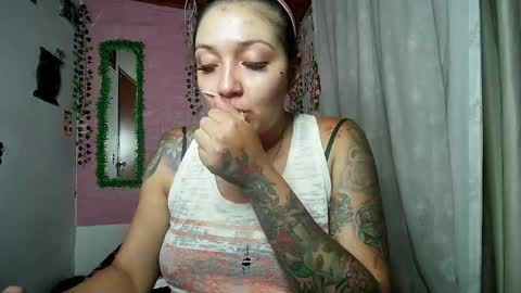 paula online show from April 2026 04:56:01 AM