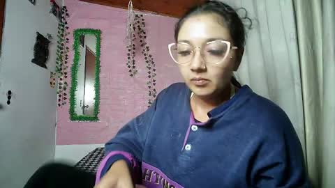 Snapshot of callme_lolas chatting on May 2026 10:50:03 PM paula online show from May 2026 10:50:03 PM