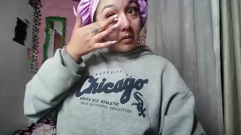 Snapshot of callme_lolas chatting on June 2026 02:54:02 AM paula online show from June 2026 02:54:02 AM