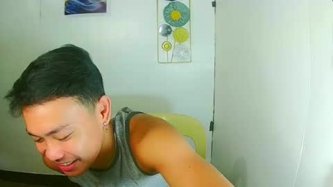 Snapshot of callmebabyceejay_ chatting on May 2026 10:46:01 AM Ceejay online show from May 2026 10:46:01 AM