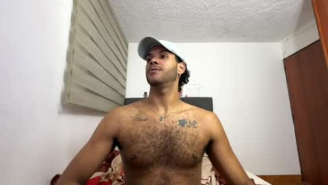 Snapshot of callmeby_lebron chatting on May 2026 04:06:02 AM LeBron online show from May 2026 04:06:02 AM