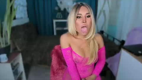 Snapshot of callmebythename_daisy chatting on May 2026 03:36:02 AM A STINGY MAN IS A SIGN OF UNWELLINGNESS. online show from May 2026 03:36:02 AM