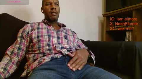 My name is Robert  Dont be shysay hi I love to chat. For requests or dirty talk please use tips  online show from January 2026 04:50:02 AM