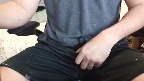 Snapshot of callmeroger33 chatting on February 2026 04:43:01 PM callmeroger33 online show from February 2026 04:43:01 PM