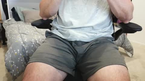 Snapshot of callmeroger33 chatting on April 2026 11:16:01 PM callmeroger33 online show from April 2026 11:16:01 PM