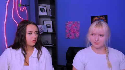 Snapshot of callmevivien chatting on April 2026 01:31:01 PM callmevivien online show from April 2026 01:31:01 PM