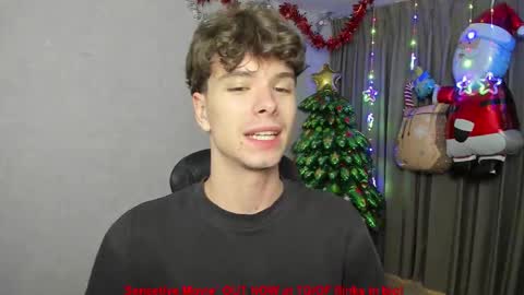 Snapshot of calvin_loves_you chatting on December 2025 05:09:01 PM Hey I am Calvin online show from December 2025 05:09:01 PM