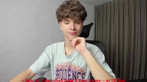 Snapshot of calvin_loves_you chatting on February 2026 05:14:01 PM Hey I am Calvin online show from February 2026 05:14:01 PM