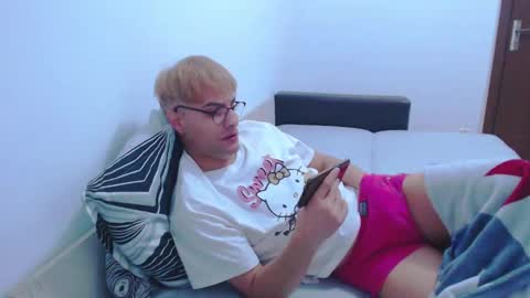 Calvinjohnlad online show from January 2025 06:35:01 AM