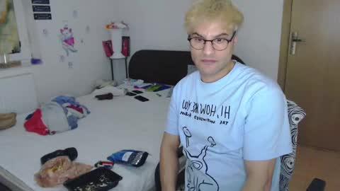 Calvinjohnlad online show from March 2025 09:59:01 PM