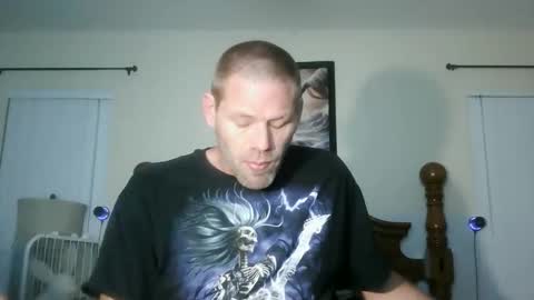 Snapshot of camb46ux1 chatting on March 2026 04:35:01 AM camb46ux1 online show from March 2026 04:35:01 AM