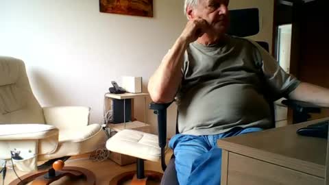 Snapshot of camcologne chatting on June 2026 09:42:02 AM camcologne online show from June 2026 09:42:02 AM