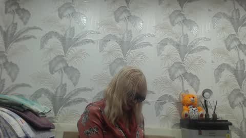 CamDiva1 online show from December 2024 11:56:02 AM