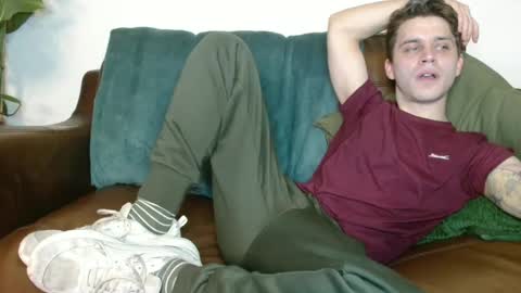 CamDoAttitude online show from December 2024 08:42:02 PM