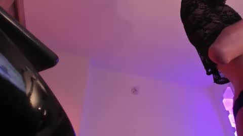 Cameron online show from January 2026 01:42:02 AM