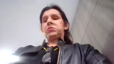 Snapshot of cameron_puppy chatting on March 2025 11:58:02 PM Mara Catalina Romero Ordez online show from March 2025 11:58:02 PM