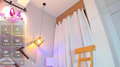 cami_rouxx online show from October 2025 06:43:01 PM