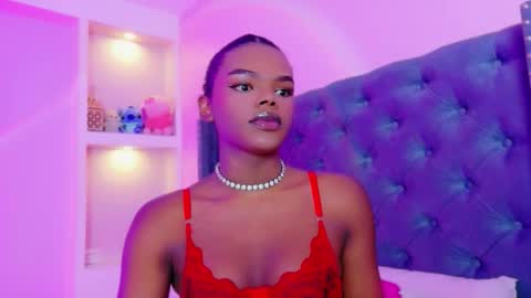 Snapshot of camiestrada chatting on October 2025 11:05:02 PM camiestrada online show from October 2025 11:05:02 PM