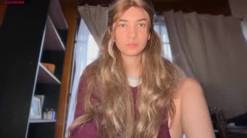 camii19y online show from February 2026 09:00:01 PM