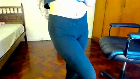 Cami online show from February 2025 07:24:02 AM