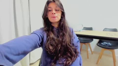 Cami online show from September 2025 07:00:01 AM