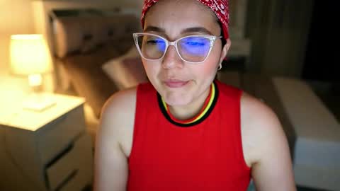 Camila buitrago online show from December 2025 10:59:02 PM