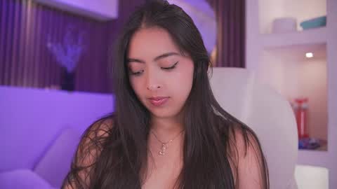 Snapshot of camila_dupont chatting on April 2026 03:53:01 AM Camila online show from April 2026 03:53:01 AM