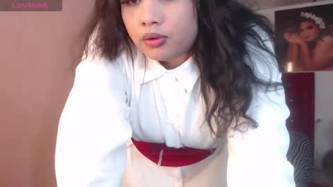 Snapshot of camila_fuenmayor chatting on January 2025 05:33:01 AM online show from January 2025 05:33:01 AM