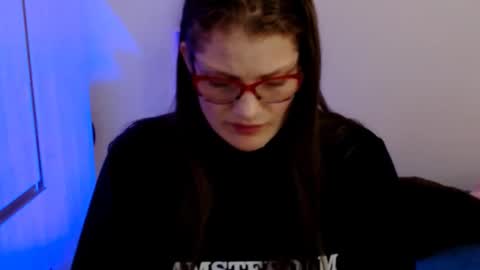 Camila ventura online show from February 2026 09:32:02 PM