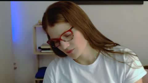 Snapshot of camila_ventura chatting on May 2026 12:11:02 PM Camila ventura online show from May 2026 12:11:02 PM