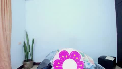 camilaa foxxx online show from March 2026 06:04:01 PM