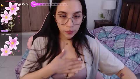 camilacarter online show from December 2025 06:00:01 AM