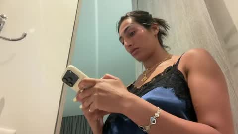 camiliakxoxo online show from July 2026 01:20:01 AM