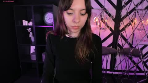 Snapshot of camilla_evers chatting on April 2026 05:54:02 PM Camilla online show from April 2026 05:54:02 PM