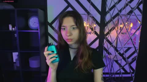 Snapshot of camilla_evers chatting on April 2026 06:21:01 AM Camilla online show from April 2026 06:21:01 AM